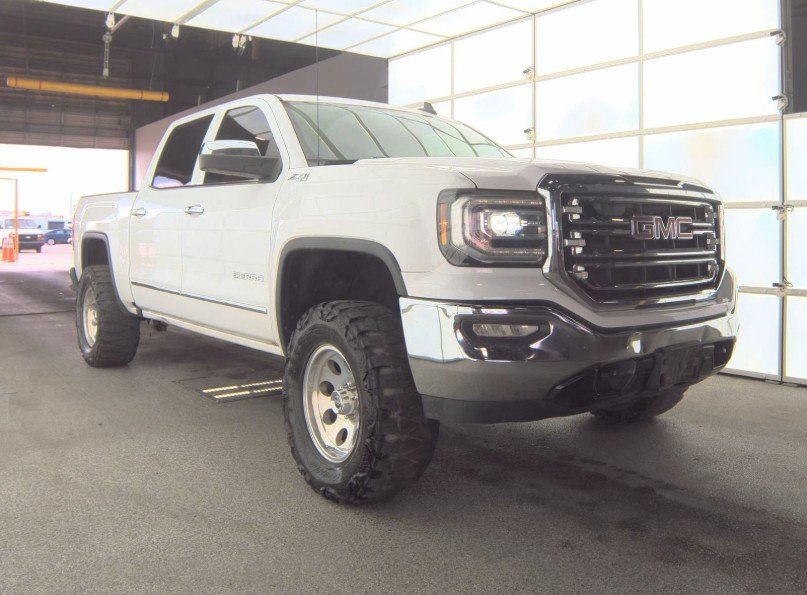2016 GMC Sierra 1500 SLT's photo