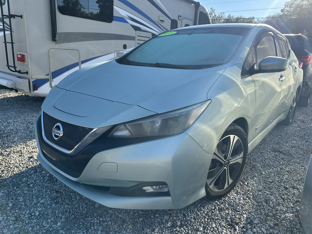 2018 Nissan LEAF SV's photo