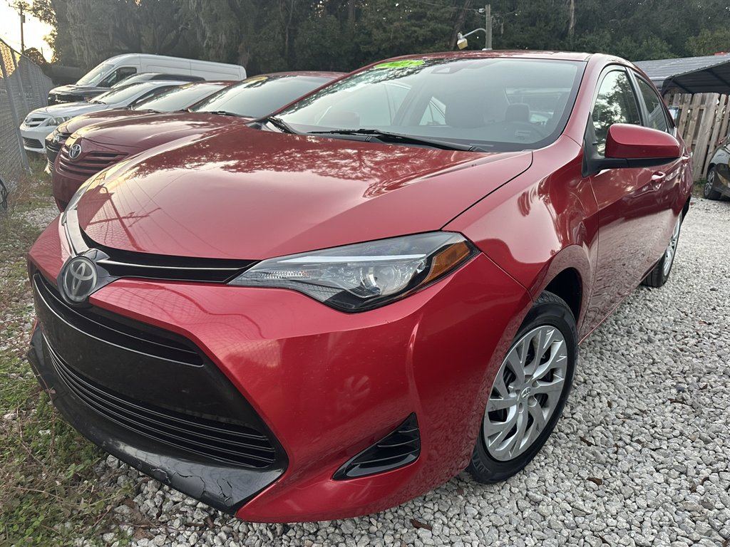 2018 Toyota Corolla LE's photo