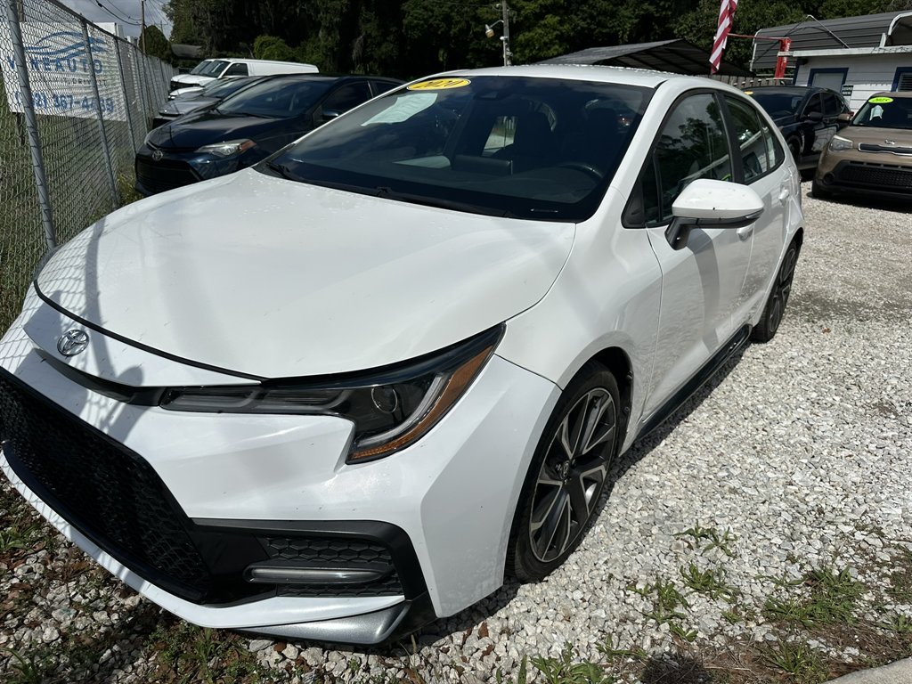 2020 Toyota Corolla SE AT's photo